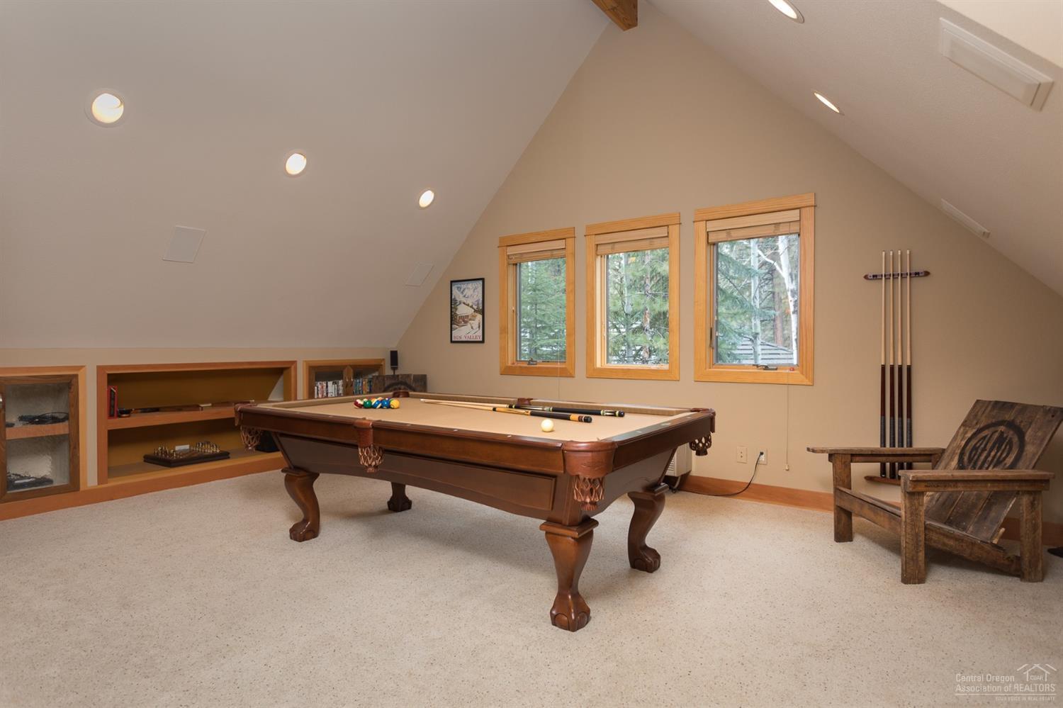 Broken Top - Residential