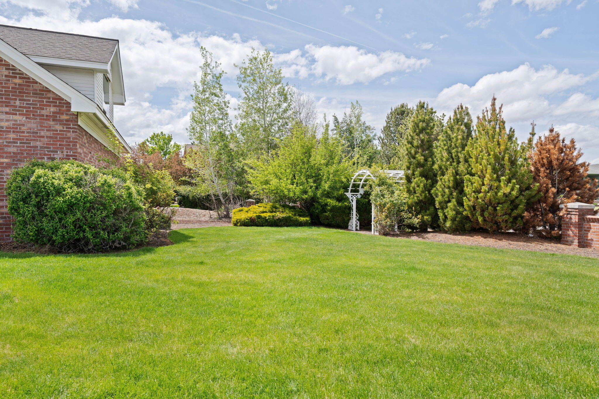 21421 Belknap Drive