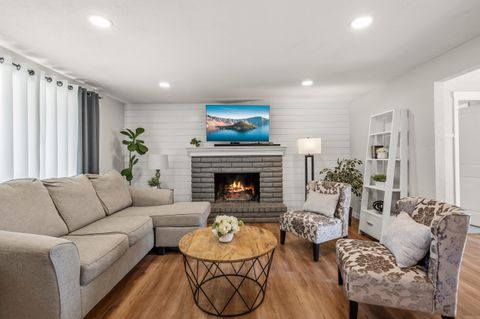 Tiny photo for 2423 Delta Waters Road, Medford, OR 97504 (MLS # 220219986)