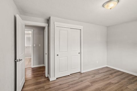 Tiny photo for 2423 Delta Waters Road, Medford, OR 97504 (MLS # 220219986)