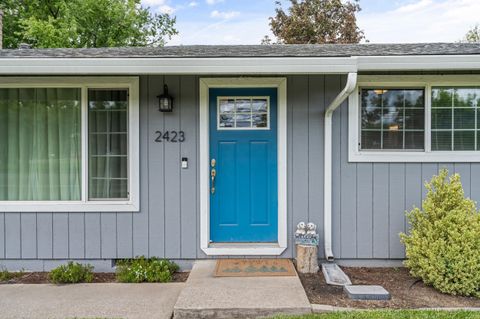 Tiny photo for 2423 Delta Waters Road, Medford, OR 97504 (MLS # 220219986)
