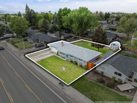 Tiny photo for 2423 Delta Waters Road, Medford, OR 97504 (MLS # 220219986)