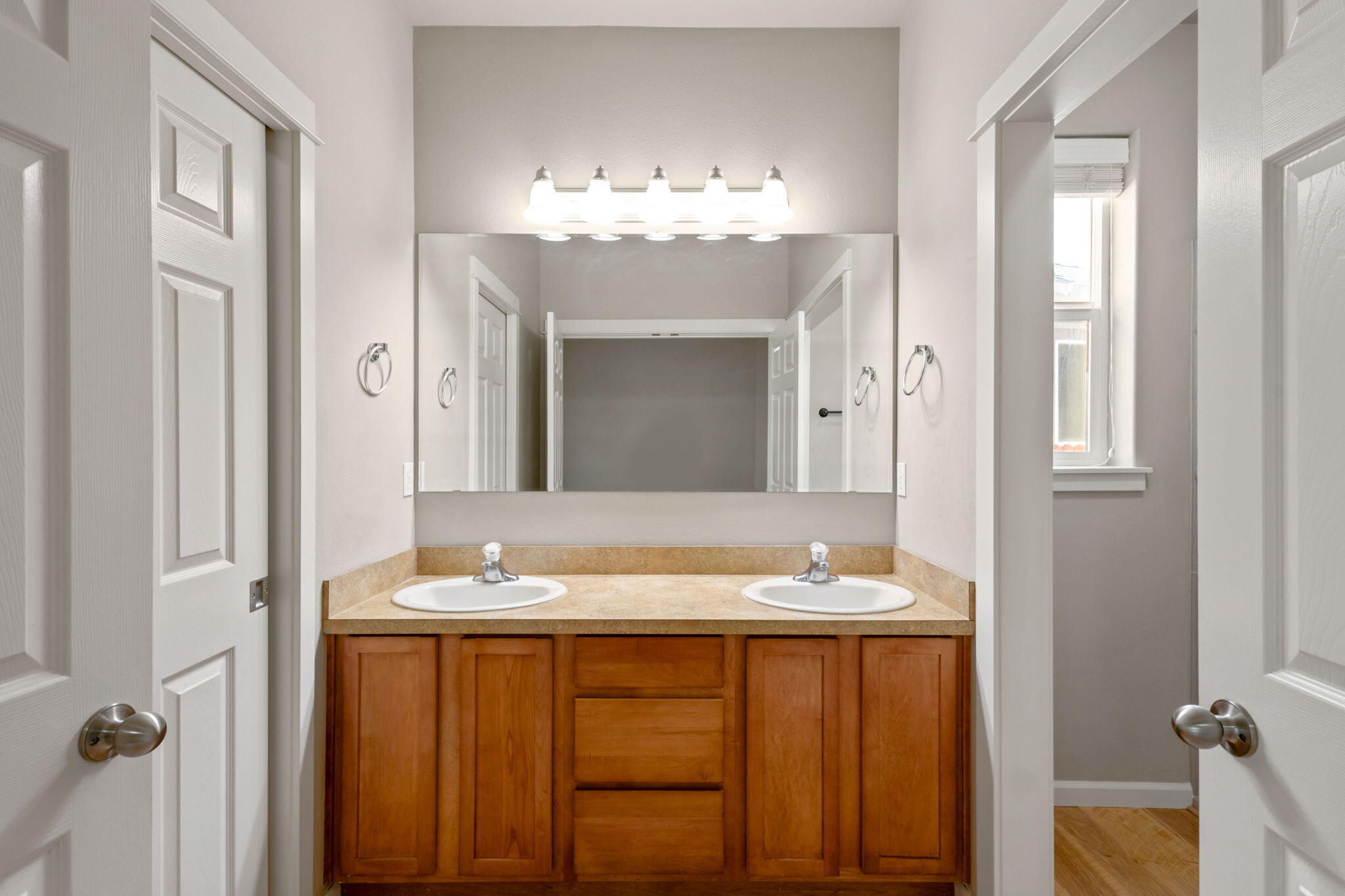 Canal Row - Residential