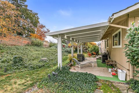 Tiny photo for 3134 Normil Terrace, Medford, OR 97504 (MLS # 220211822)