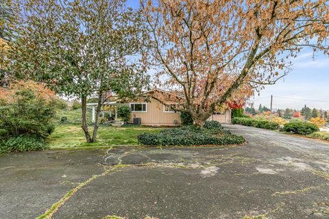 Tiny photo for 3134 Normil Terrace, Medford, OR 97504 (MLS # 220211822)