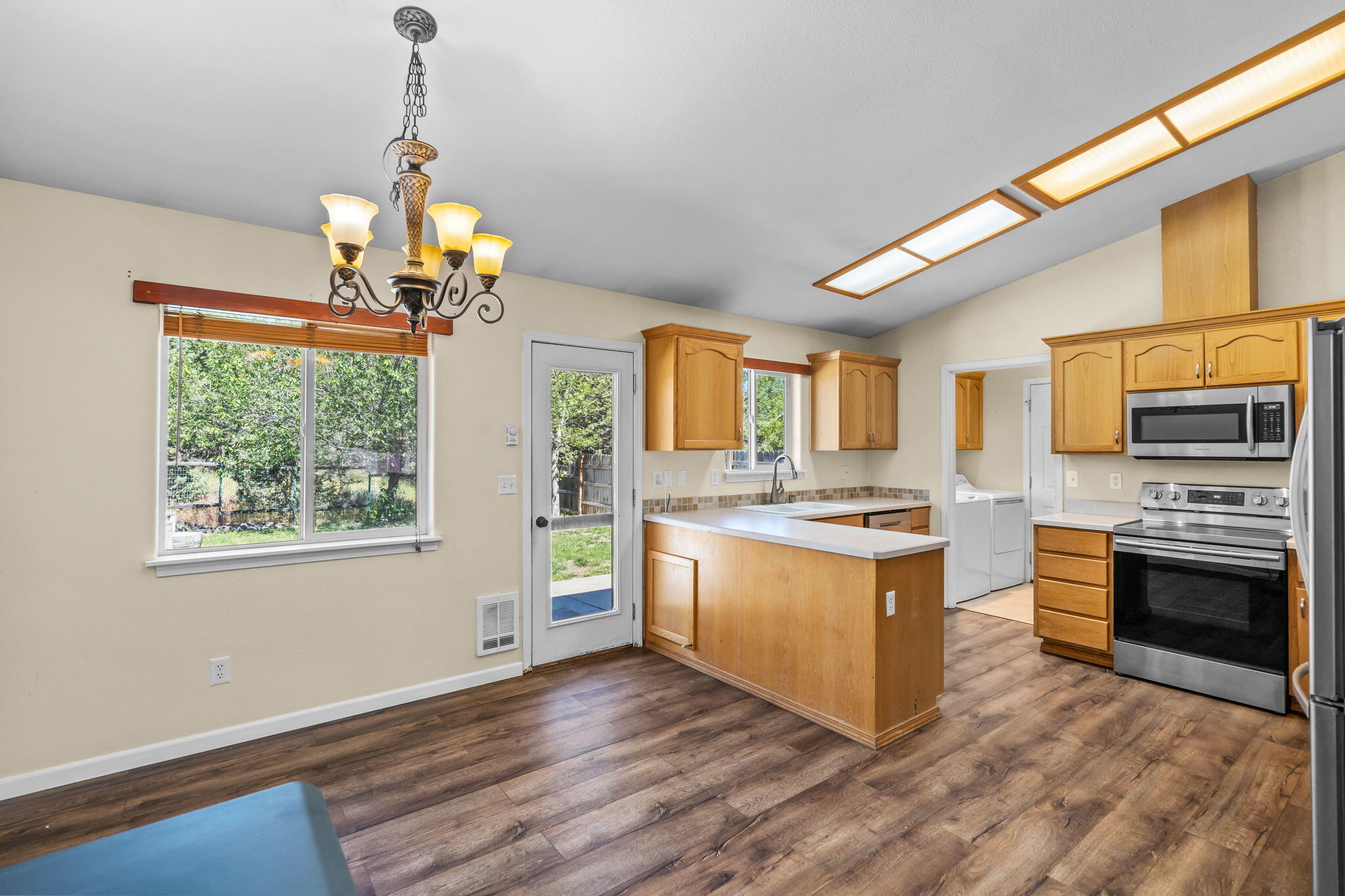 Golden Horseshoe - Residential