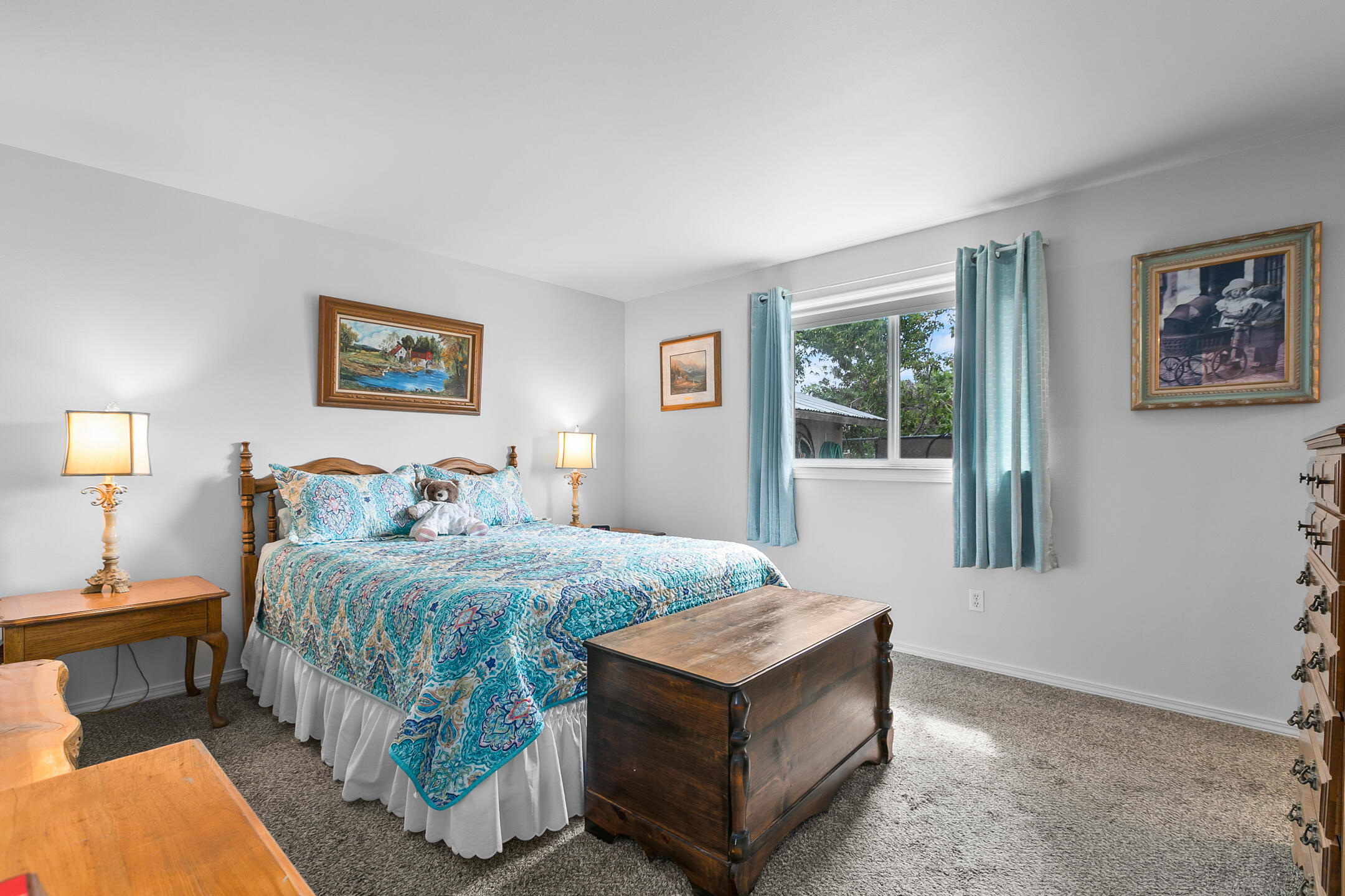 East Valley View Est - Residential