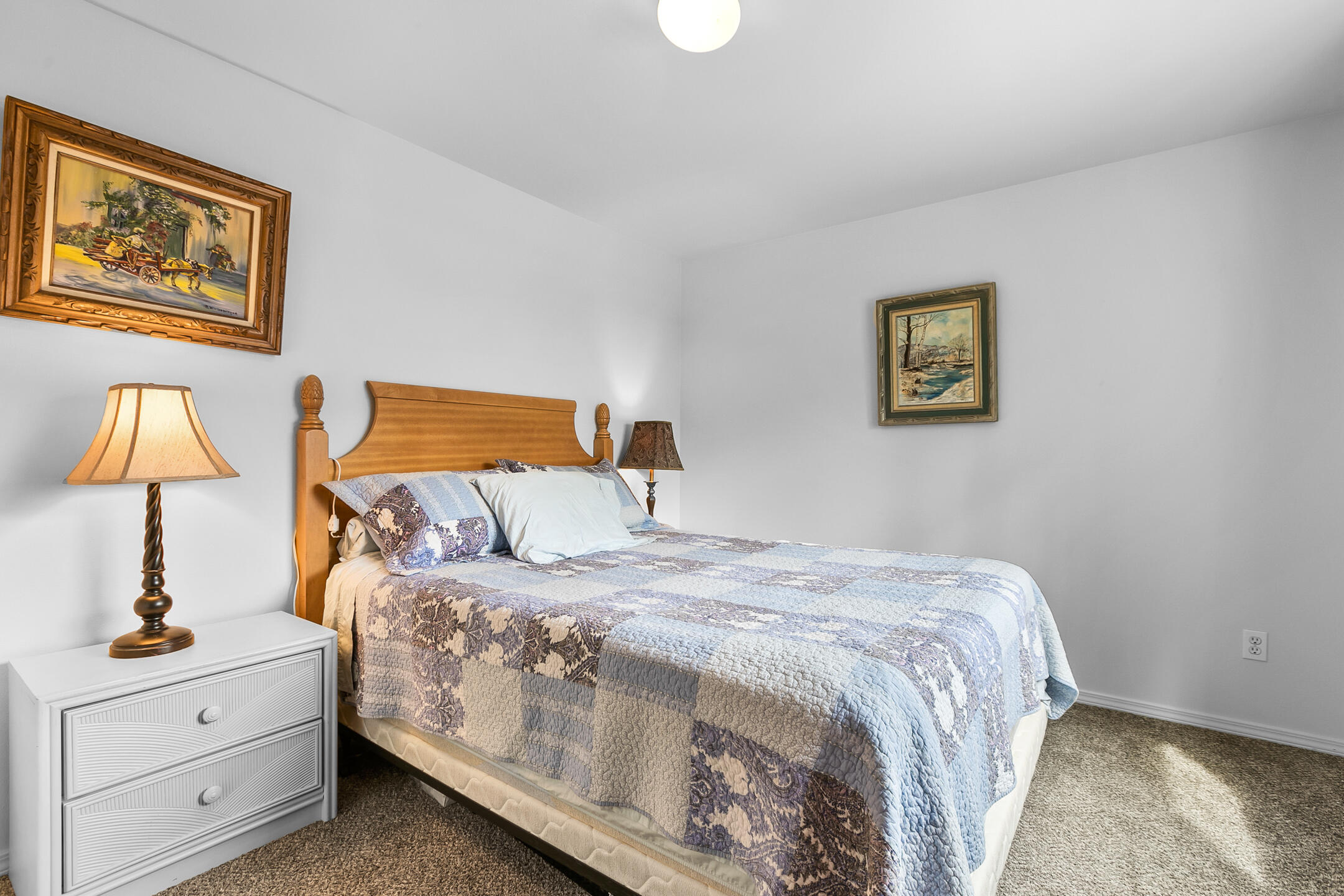 East Valley View Est - Residential