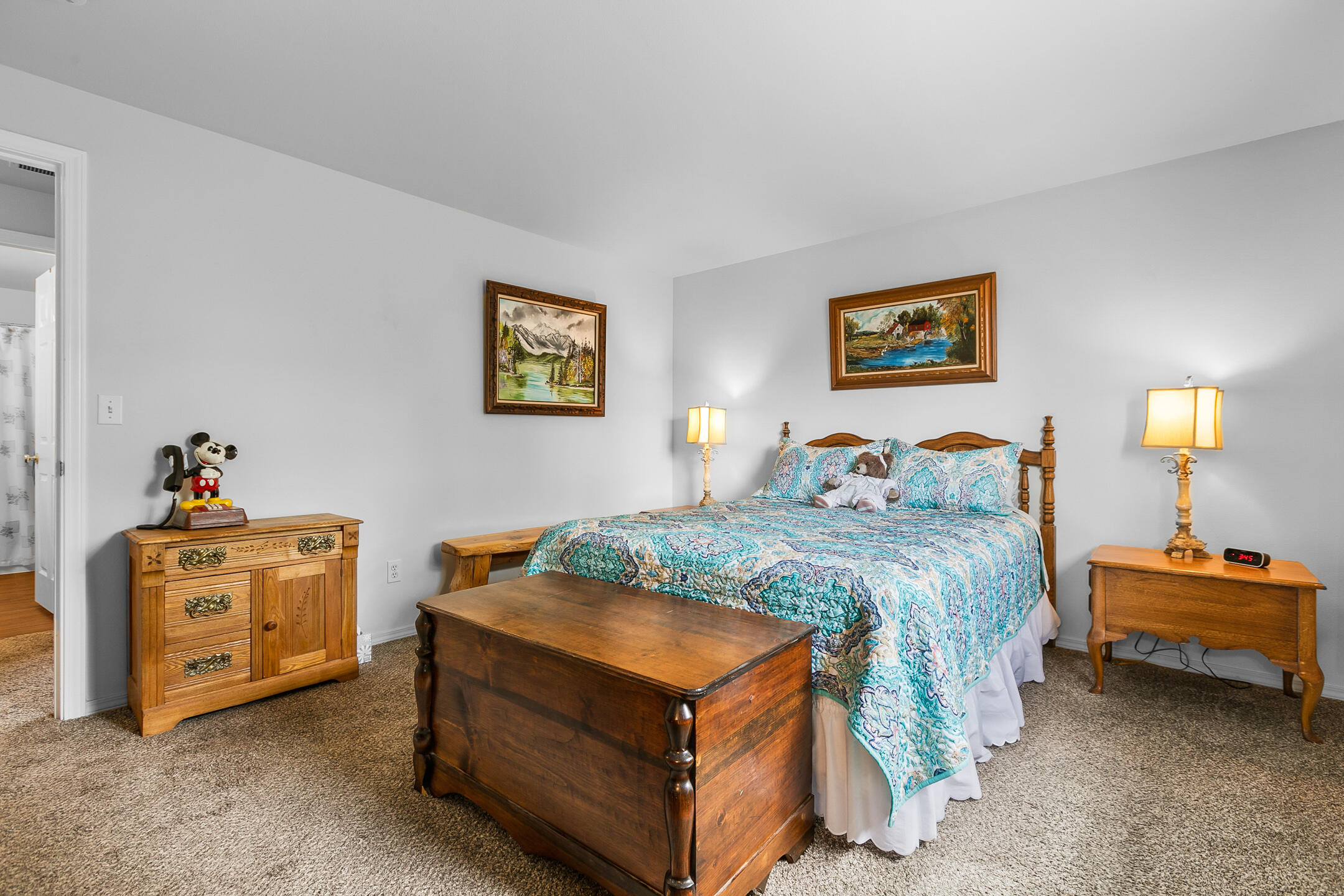 East Valley View Est - Residential