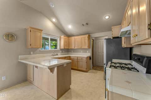 Tiny photo for 1222 Greentree Way, Central Point, OR 97502 (MLS # 220226634)