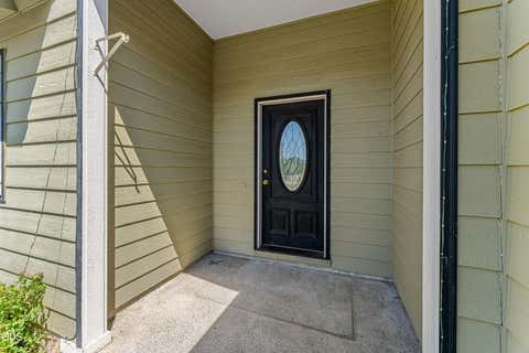 Tiny photo for 1222 Greentree Way, Central Point, OR 97502 (MLS # 220226634)