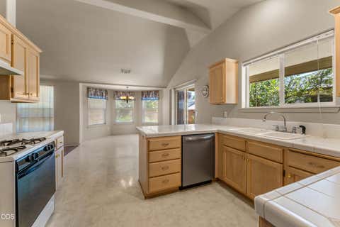 Tiny photo for 1222 Greentree Way, Central Point, OR 97502 (MLS # 220226634)