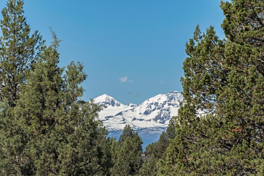 Cascade Mountain views from this very private property that is ideally situated between Bend and Sisters, and is in the Sisters School District. Property is surrounded by rock outcroppings and old growth junipers and borders 1000's of acres of public land. Standard septic system approved in 1998. No HOA.