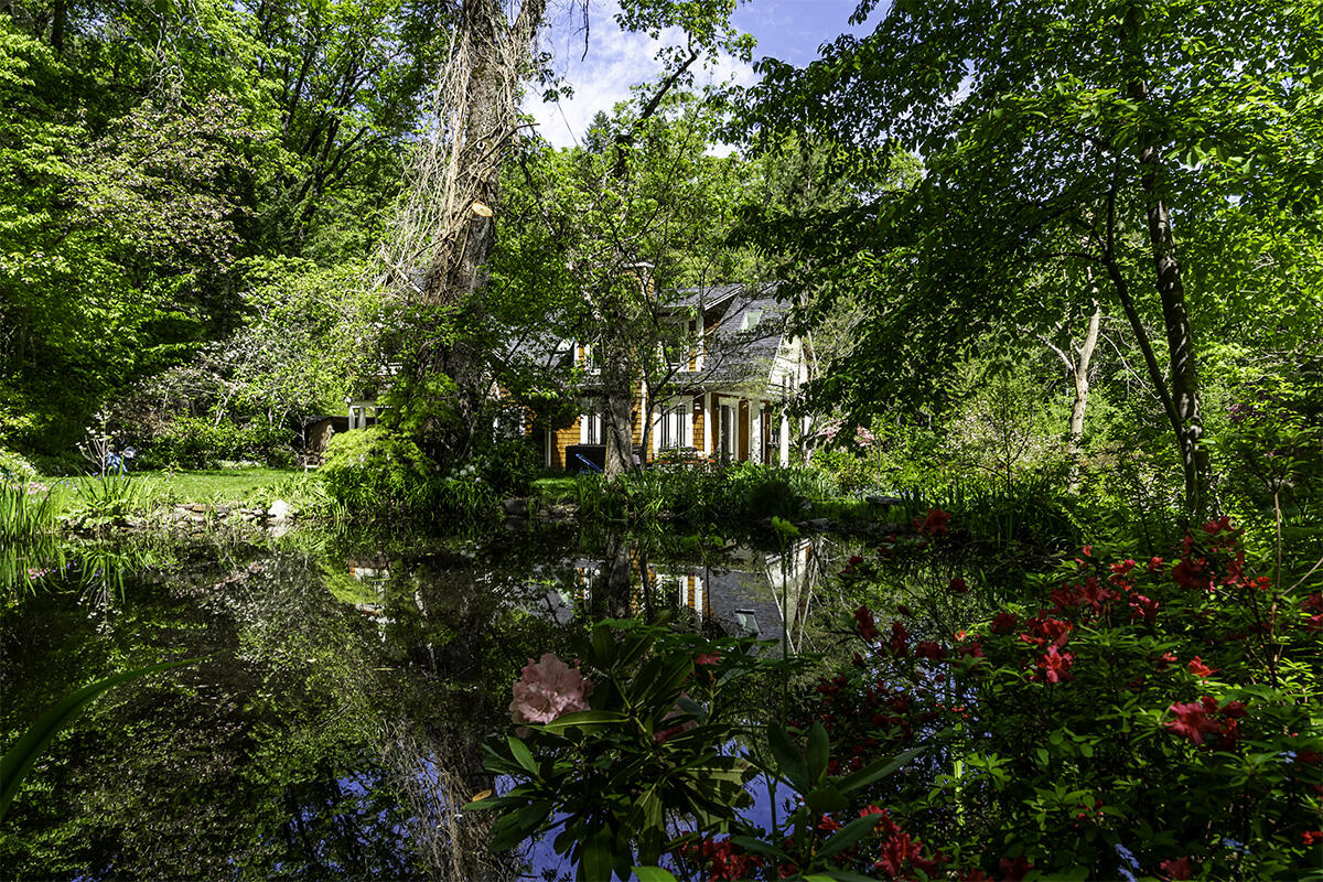 1800 Neil Creek Road