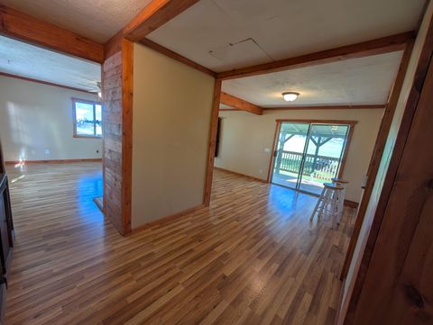 Tiny photo for 2445 5th Street, Malin, OR 97632 (MLS # 220220215)