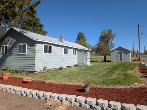 Tiny photo for 2445 5th Street, Malin, OR 97632 (MLS # 220220215)