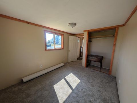 Tiny photo for 2445 5th Street, Malin, OR 97632 (MLS # 220220215)