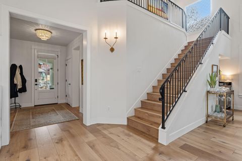 Tiny photo for 61519 Cultus Lake Court, Bend, OR 97702 (MLS # 220215057)