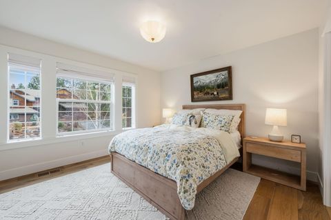 Tiny photo for 61519 Cultus Lake Court, Bend, OR 97702 (MLS # 220215057)