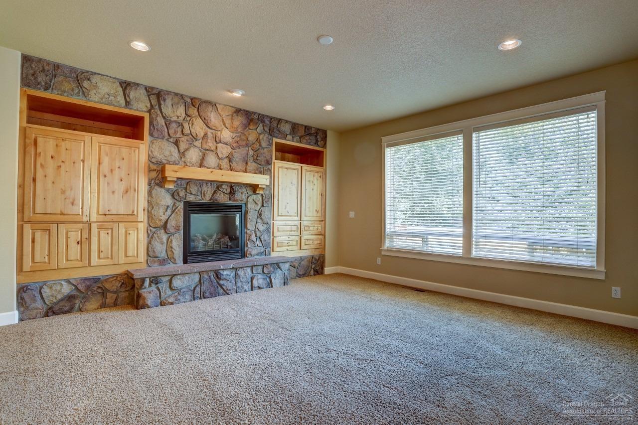 Sun Meadow - Residential