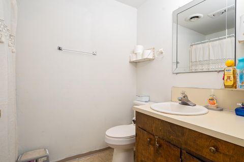 Tiny photo for 2441 N Keene Way Drive, Medford, OR 97504 (MLS # 220212935)