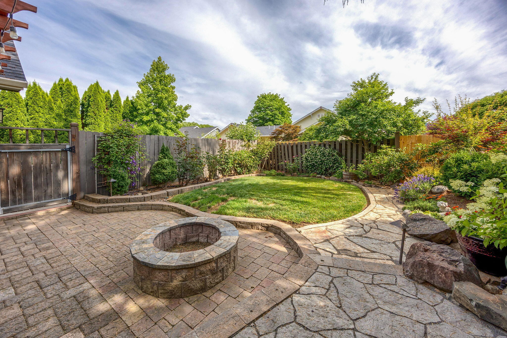 Vineyard View - Residential