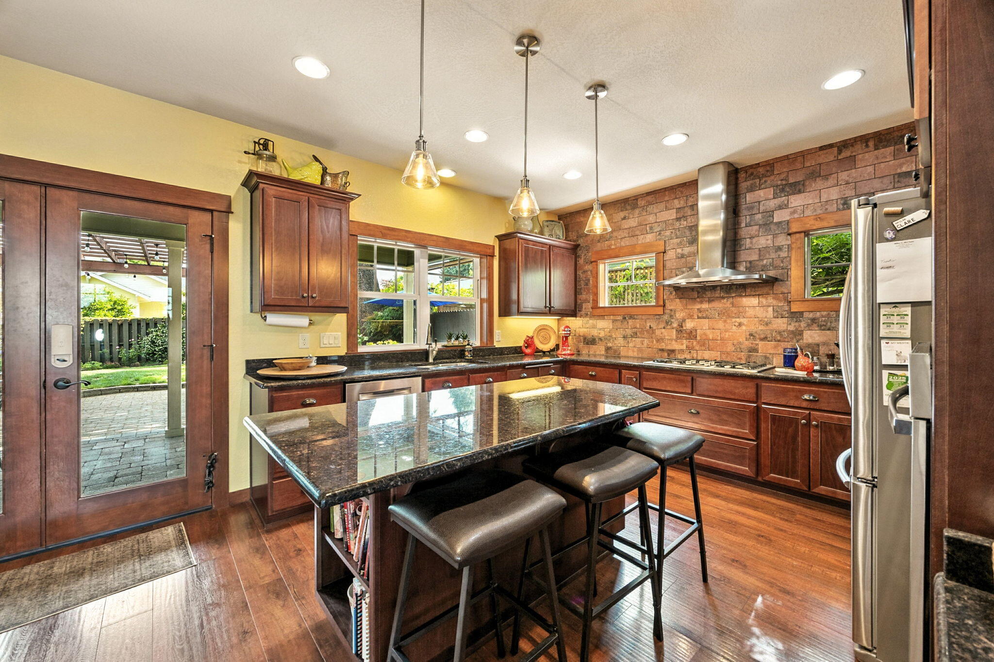 Vineyard View - Residential