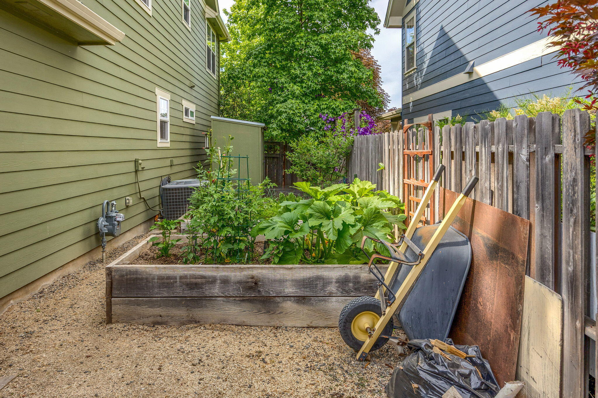 Vineyard View - Residential