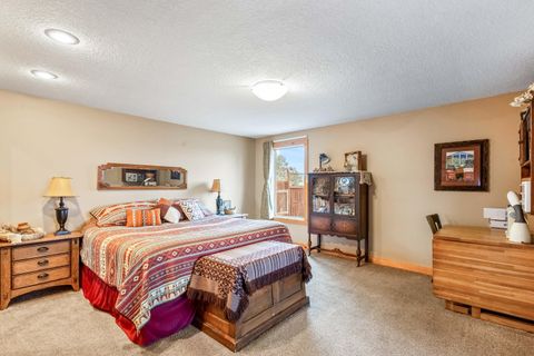 Tiny photo for 2603 NE Meadowcrest Drive, Prineville, OR 97754 (MLS # 220214233)