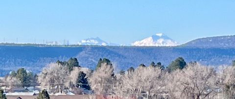 Tiny photo for 2603 NE Meadowcrest Drive, Prineville, OR 97754 (MLS # 220214233)