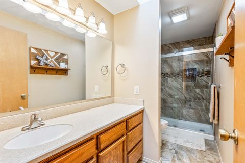 Tiny photo for 2603 NE Meadowcrest Drive, Prineville, OR 97754 (MLS # 220214233)