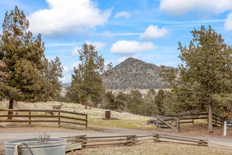 Tiny photo for 2603 NE Meadowcrest Drive, Prineville, OR 97754 (MLS # 220214233)