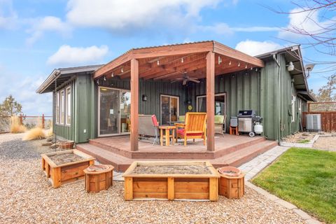 Tiny photo for 2603 NE Meadowcrest Drive, Prineville, OR 97754 (MLS # 220214233)