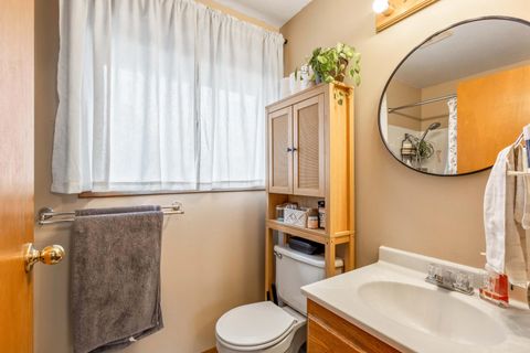 Tiny photo for 2603 NE Meadowcrest Drive, Prineville, OR 97754 (MLS # 220214233)