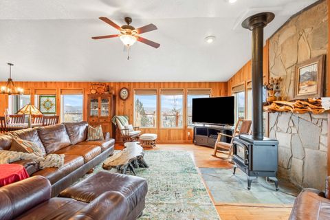 Tiny photo for 2603 NE Meadowcrest Drive, Prineville, OR 97754 (MLS # 220214233)