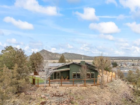 Tiny photo for 2603 NE Meadowcrest Drive, Prineville, OR 97754 (MLS # 220214233)
