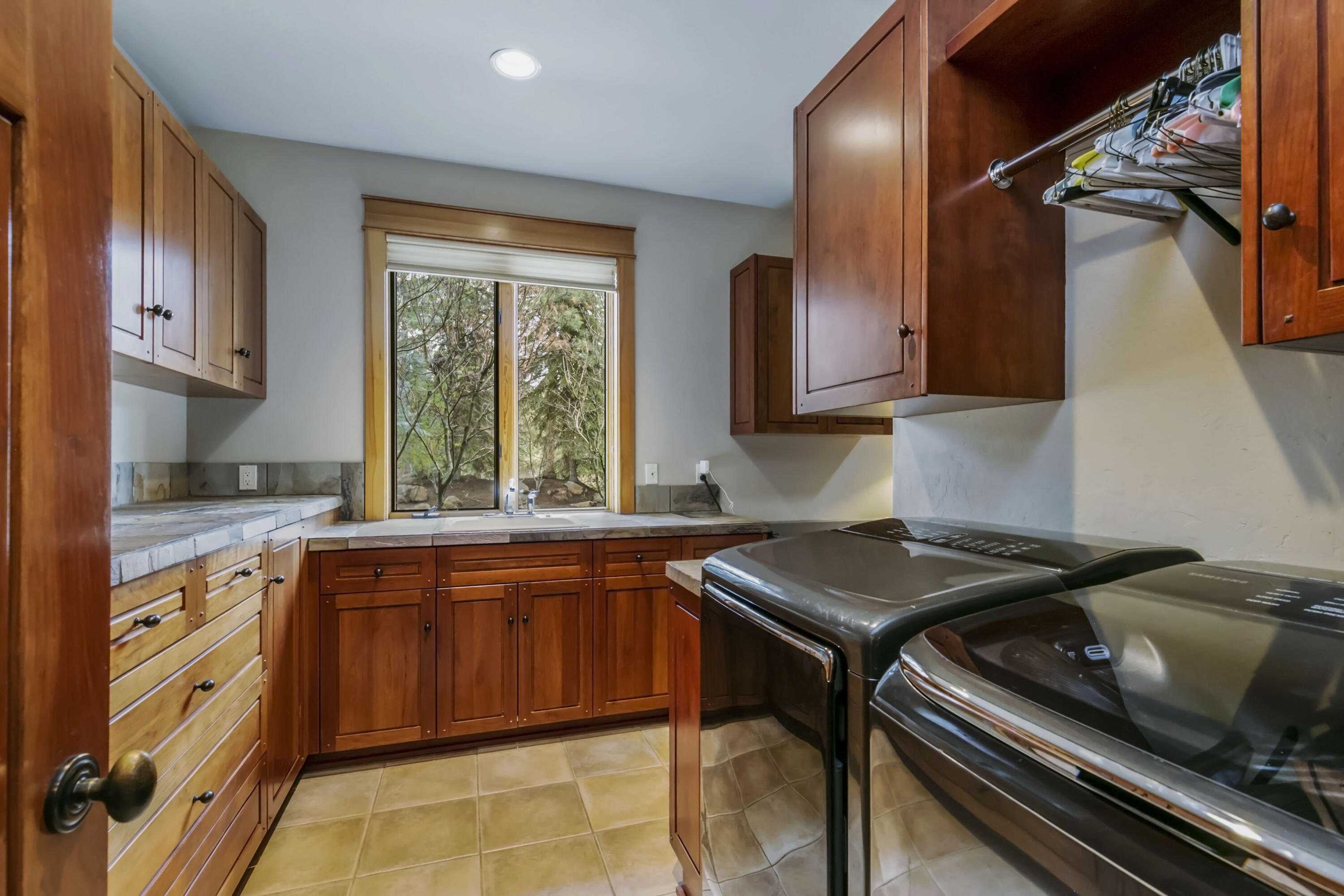 Awbrey Glen - Residential