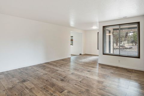 Tiny photo for 7203 NW Westwood Lane, Terrebonne, OR 97760 (MLS # 220220053)