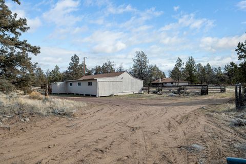 Tiny photo for 7203 NW Westwood Lane, Terrebonne, OR 97760 (MLS # 220220053)
