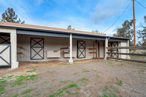 Tiny photo for 7203 NW Westwood Lane, Terrebonne, OR 97760 (MLS # 220220053)