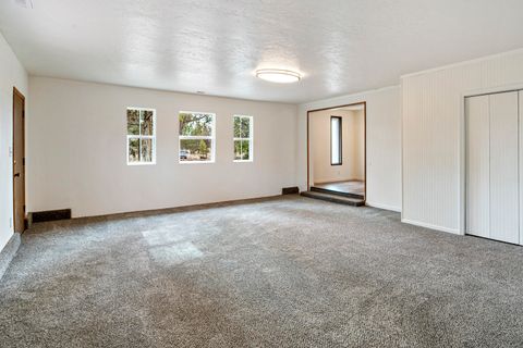 Tiny photo for 7203 NW Westwood Lane, Terrebonne, OR 97760 (MLS # 220220053)