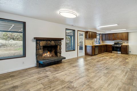 Tiny photo for 7203 NW Westwood Lane, Terrebonne, OR 97760 (MLS # 220220053)
