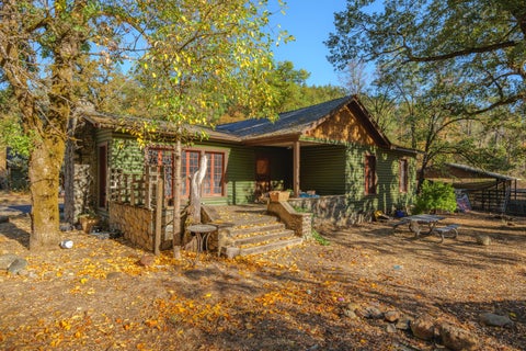 Featured picture for the property 220201828