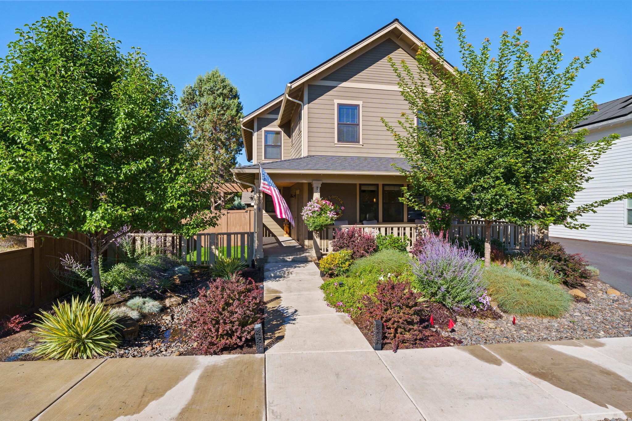 SaddleStone - Residential