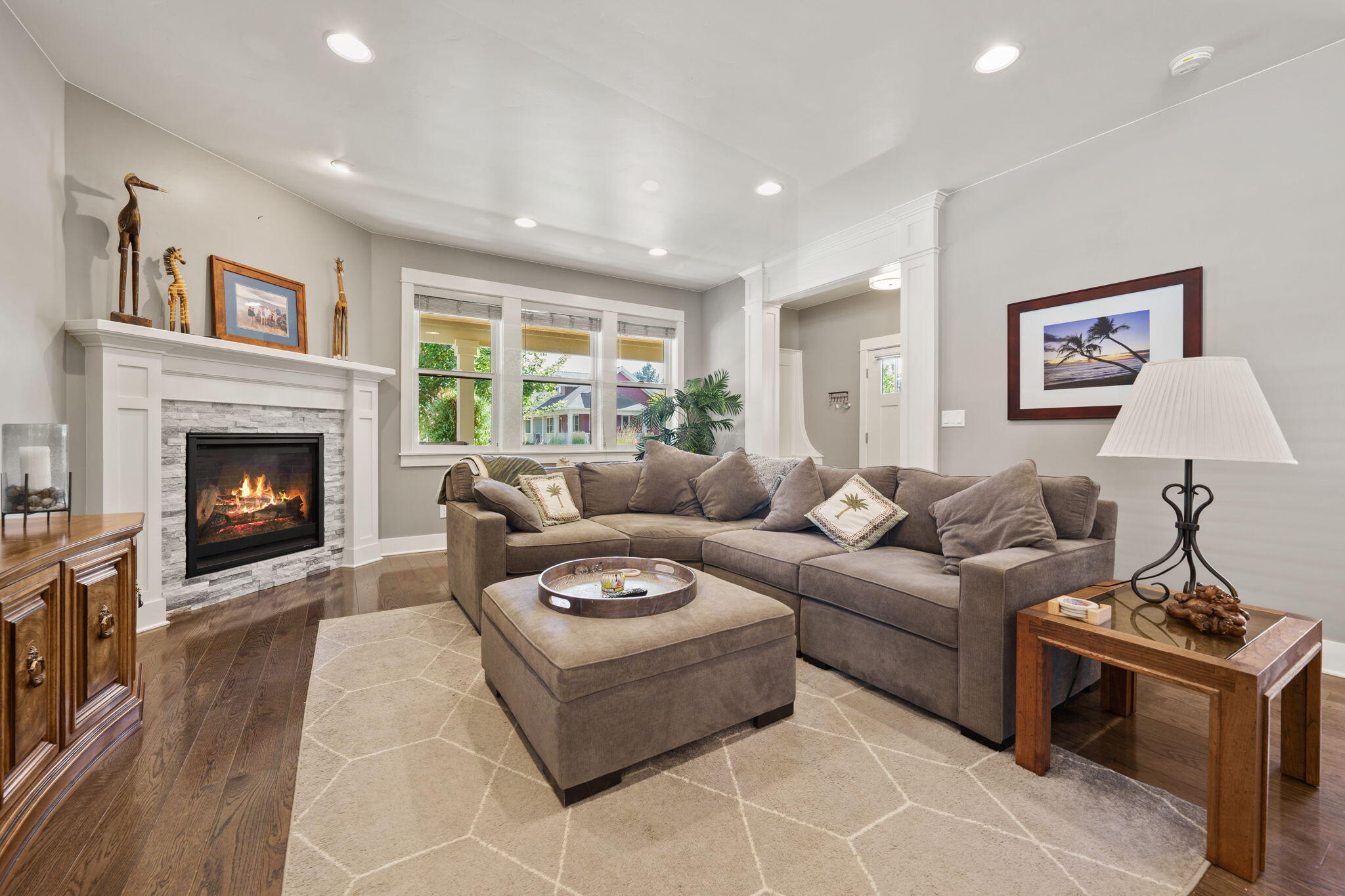 SaddleStone - Residential