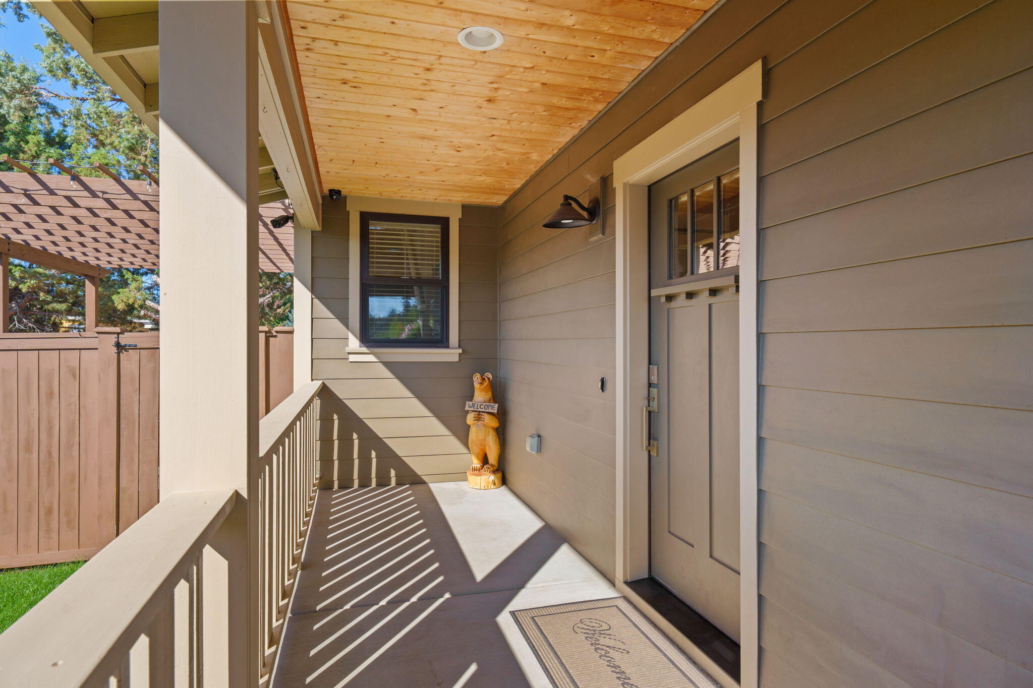 SaddleStone - Residential