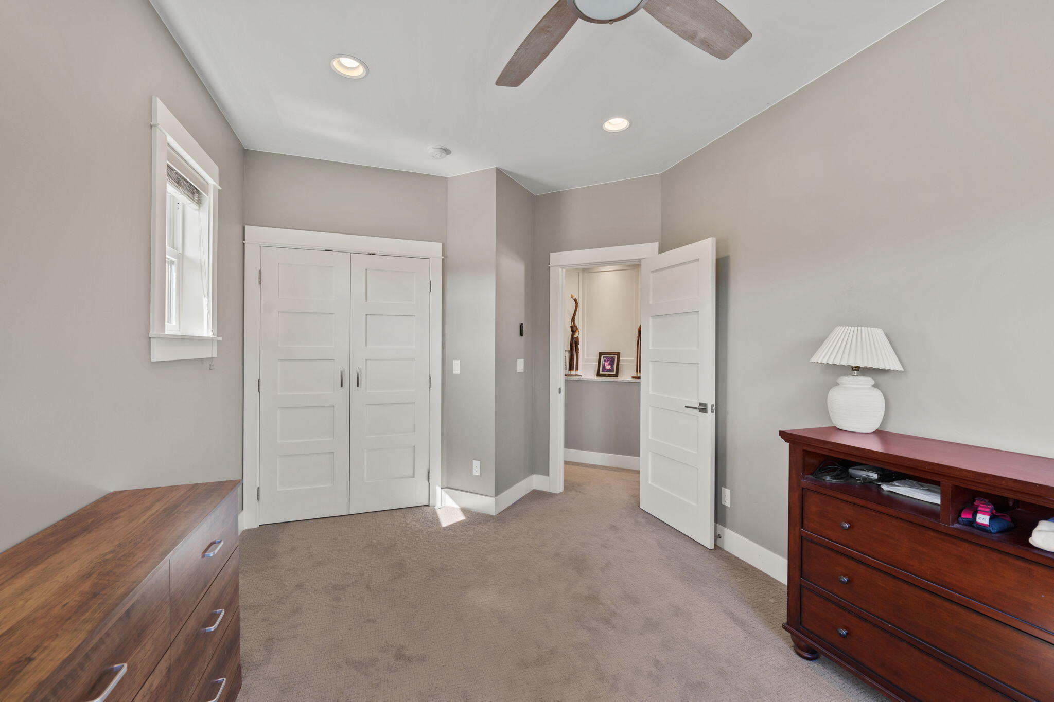 SaddleStone - Residential