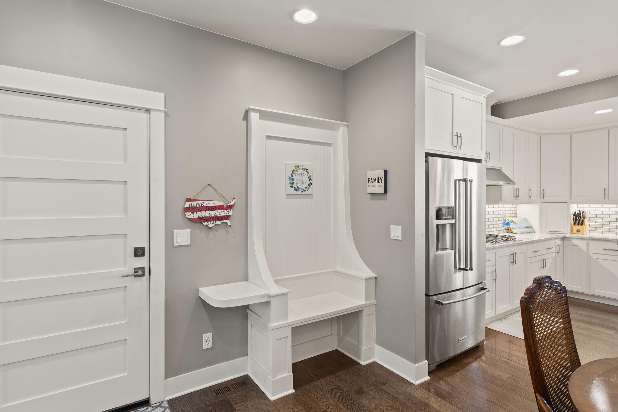 SaddleStone - Residential