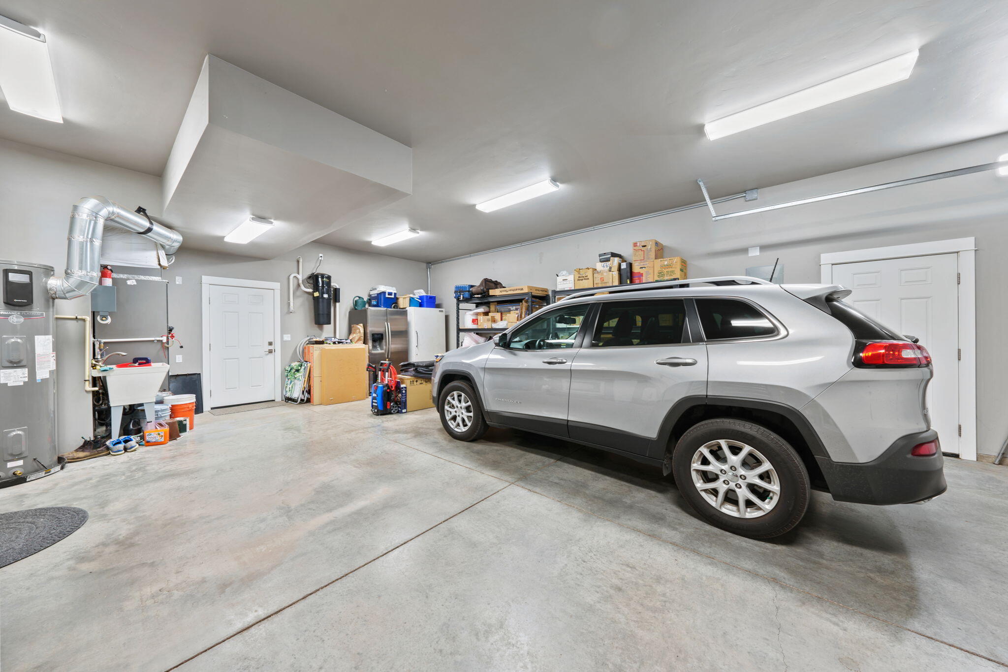 SaddleStone - Residential