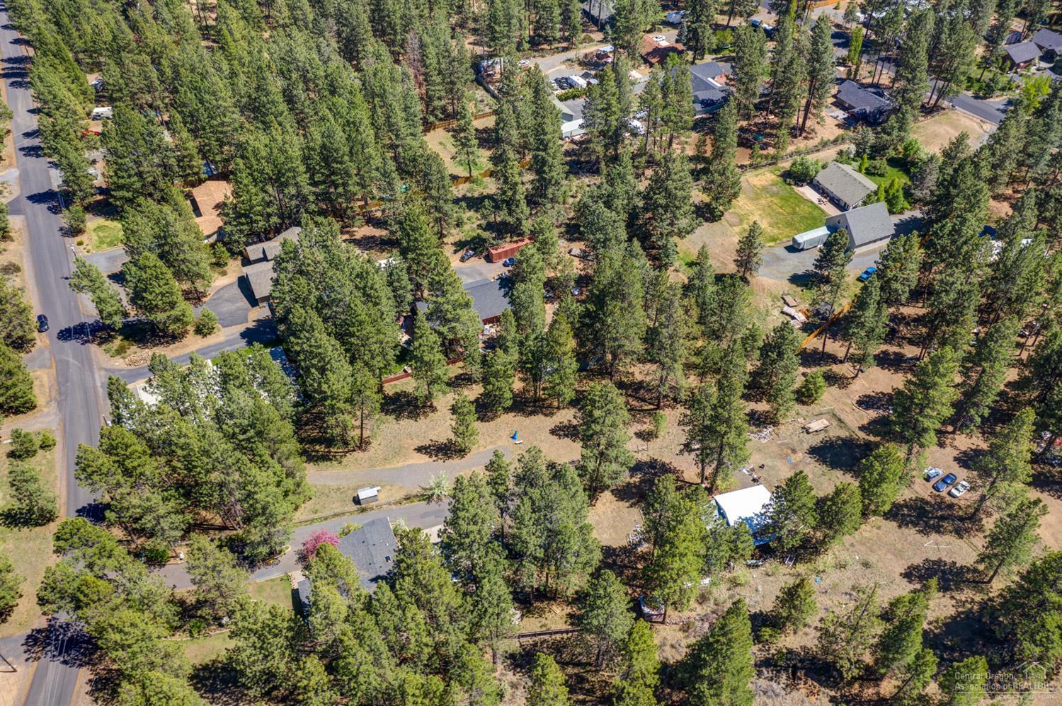 Deschutes RiverWoods - Land